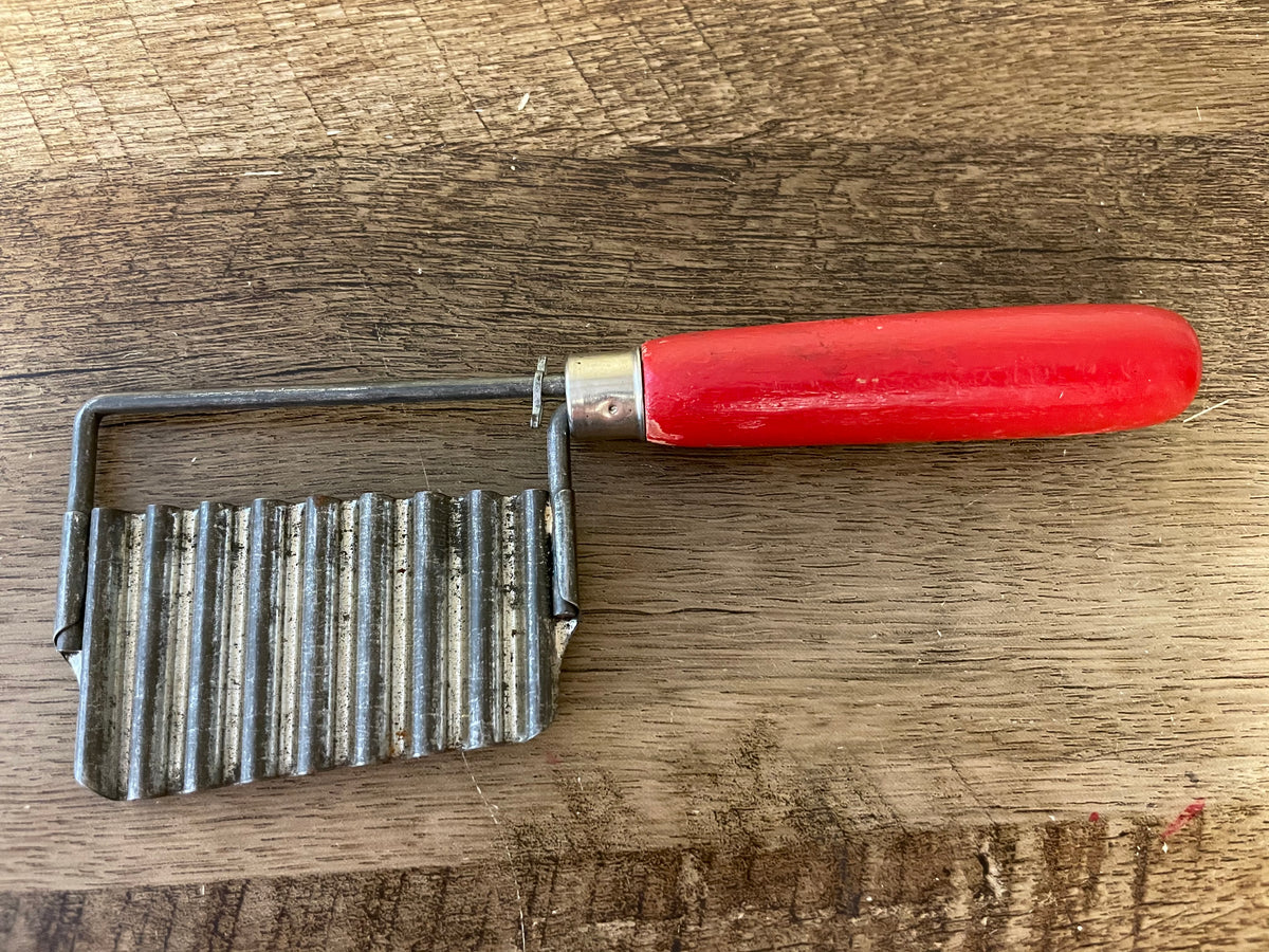 Vtg Metal Vegetable Chopper Crinkle Cutter Cheese Slicer Garnish Tool