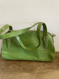 Green Faux Leather Alligator Shoulder Purse Bag Belt Strap Medium Size w/ Notebook & Key Chain