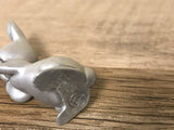 <€€ Vintage AM FINE PEWTER Figurine Laughing Smiling Bunny Rabbit