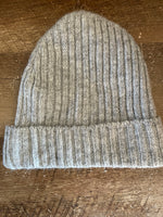 * Womens/Juniors Lightweight Heather Gray Winter Beanie Stocking Hat Cap by H&M DIVIDED One Size
