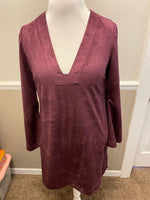 Womens Juniors Medium Charlotte Russe Burgandy Plum Classic Sheath Bell Long Sleeve Short Dress Vneck NWOT