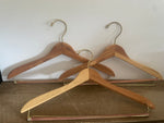 <€€ Wood HANGERS Set/3 17” Natural Look Suit/Trouser Coat Jacket Pants