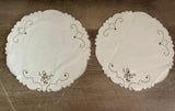 a* Vintage Set/7 Ivory Cotton Round Doilies Embroidered Trimmed in Brown 16” & 8.5”