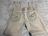 +* Womens/Juniors Size 6 28” Waist Regular Seven 7  Tan Jeans Low Rise Skinny Stretch