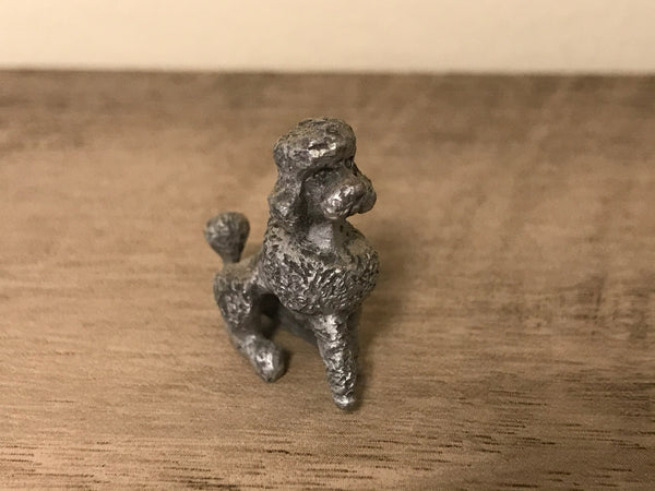 <€€* Vintage Small Pewter Sitting Poodle Puppy Dog Figurine 1” Unbranded