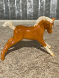 a** Beswick Palomino Thoroughbred Pony Colt Foal Filly Horse England Facing Right Porcelain