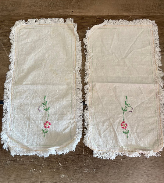 a* Vintage Set/2 White Table Cover Doilie 13.5” Rectangle Embroidered Pink Flowers Cotton