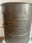 + Vintage BROMWELL’s 5 Cup Measuring Swifter Kitchen Decor Works