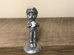 <€€* Vintage Hallmark Little Gallery Fine Pewter Caroling Boy 1980 Miniatures