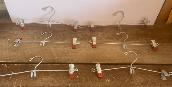 + Set/6 Metal Pants/Skirt Adjustable Stackable Non-Slip Red Clamp Hangers 12.5” L
