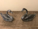 <€€* Pewter Noah's Ark Collection Pair Male/Female SWANS Unbranded