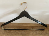 +^ NEIMAN MARCUS Suit Black Wood 17” HANGER
Suit Coat Jacket Trousers Pants Wishbone Batts USA