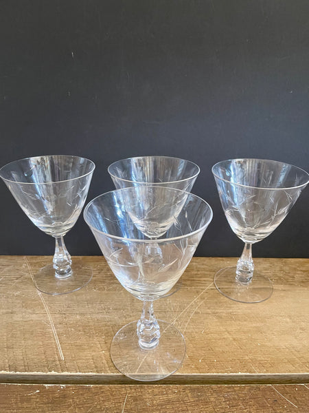 a** Vintage Set/4 Etched Stemmed Crystal Wine Goblet Glasses Leaf & Stems 6” H