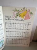 +* Vintage CHRISTMAS CAROLS Songbook Song Book 1981 Golden Book Piano Guitar