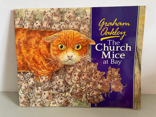 € Vintage Children’s Book Graham Oakley’s The Church Mice at Bay Softcover