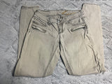 +* Womens/Juniors Size 6 28” Waist Regular Seven 7  Tan Jeans Low Rise Skinny Stretch