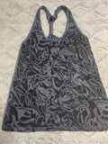 +* Women's Junior’s Nollie Small Gray Print Razorback Tank Top