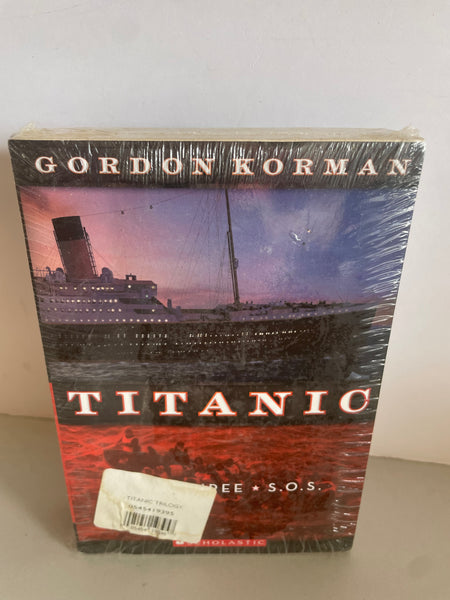 <€€ NEW TITANIC Complete 3 Book Series Paperback Gordon Korman Schlastic Books 2011