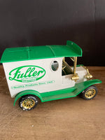 a* New Vintage Fuller Hartford D461 Green and White Delivery Truck Bank w/ Key, original box