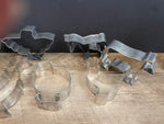 * Vintage Lot/9 BAKEWARE Tin Cookie Cutters Farm Animals Cow Horses Duck Pig Chick Cat