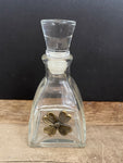 a* Perfume Bottle Clear Glass Vase Decor Stopper Metal Flower Petal Crest
