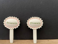 a** New Set/23 Ceramic Garden Plant Cake Cupcake Gift Markers Stakes Stick Label Variety of Designs