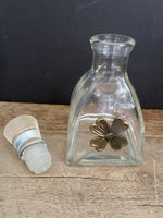a* Perfume Bottle Clear Glass Vase Decor Stopper Metal Flower Petal Crest