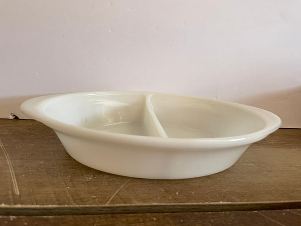 * Vintage GLASBAKE Divided Oval Vegetable Serving Dish J239 Milk Glass Microwave 8.5x12