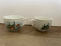 € Pair Vintage Chinese Craftsmen Soo Chow Tea Cups Peacocks Porcelain Gold Rim Set of 2