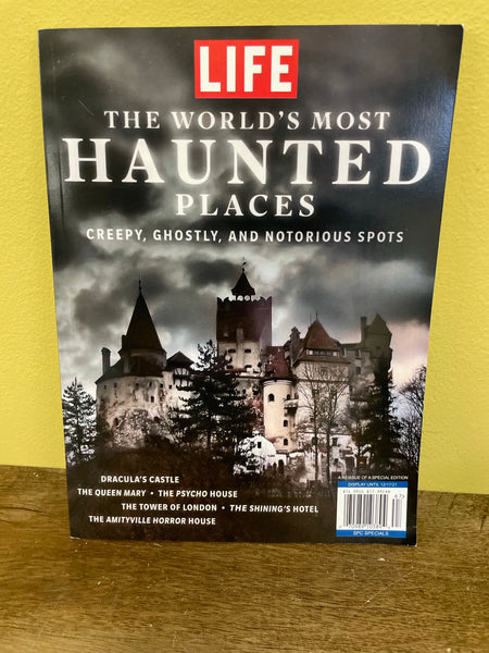 *NEW LIFE Magazine THE WORLD'S MOST HAUNTED PLACES December 2020 or 2021