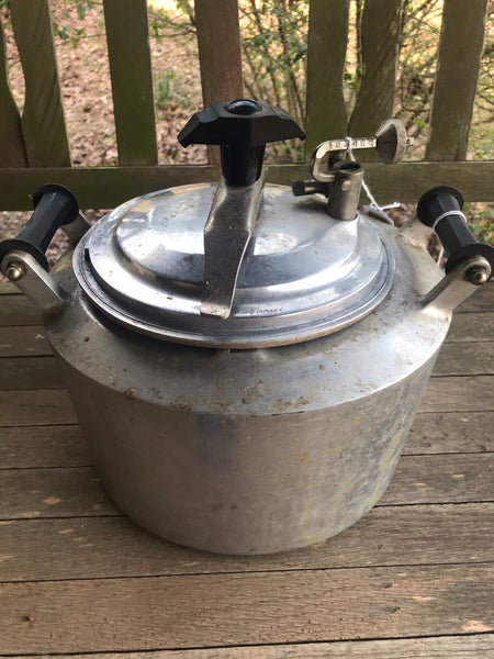 Vintage Metal Pressure Cooker With Lid Heavy Cast Aluminum