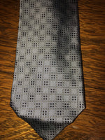 *Mens GIANNI VERSAGE Italy Silk Geometric Black and Gray Dots on Silver Tie Necktie