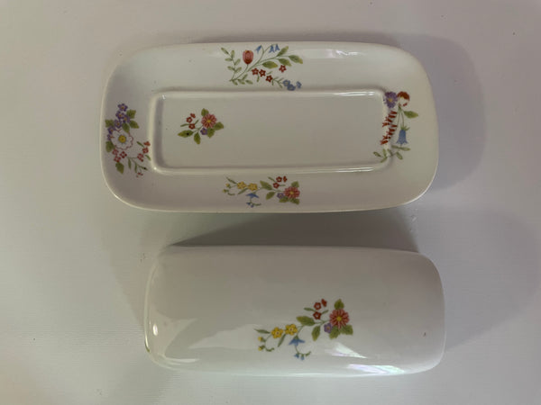 a** BIA Cordon Blue White Porcelain Butter Dish with Lid Cover Delicate Floral Design