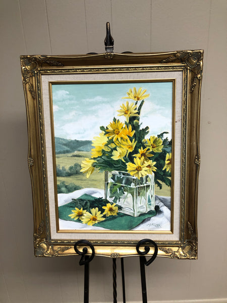 ~€ Framed Oil on Canvas Yellow Daisy Bouquet Glass Vase Rolling Hillside Artist M. Foster opa Ornate Gold Frame