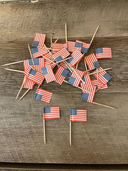 ~ Vintage AMERICANA Lot/31 Flag Appetizers Horderves Serving Themed Toothpicks