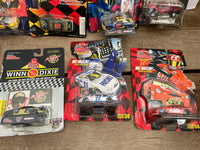 €<a* NEW Vintage NASCAR 1:64 Die Cast Mixed Lot of 10 Damaged Packaging Hot Country