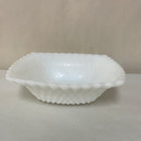 a** Vintage Milk Glass Serving Bowl Dish Trinket White Square Diamond Pattern Ruffle Edge