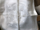 New Set of 6 Ivory Embellished Flower Place Setting LINENS Fabric Napkin Set