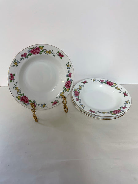 € Vintage Set/4 8” Salad/Soup/Serving Bowls White & Bright Floral Design