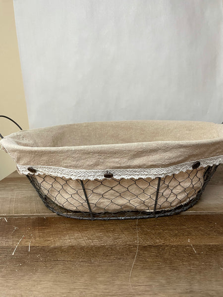 <€€ Large Oval Chicken Wire Gathering Basket w/ Handles Linen Burlap Lace Liner