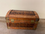 ~¥ Wood Hinged Storage Chest Trinket Box with Woven Wicker Inserts