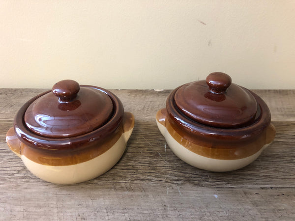 a** Vintage Pair Set/2 Glaze Pottery 3” Brown & Tan Lidded Bean Soup Pots Microwave Safe