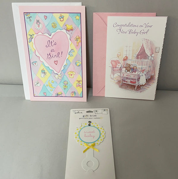 €€ New Lot/2 Baby Girl Congratulations Greeting Cards w/ Envelopes w/ Gift Trim