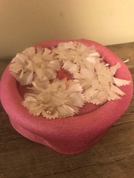 Vintage Womens 1950s Pink Pillbox w/Flowers 7” Band Retired
