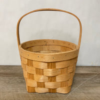 <€€ Round BASKETVILLE Putney Vermont 9” Gathering Basket Woven Wood With Handle Easter