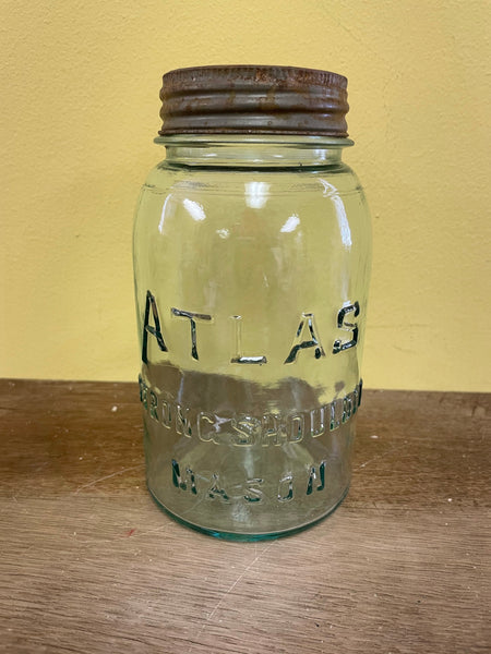 ~ Vintage Atlas Strong Shoulder Green Mason Jar w/ Zinc Lid (A8)
