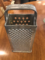 €< Vintage Bromco Rustic 4 Sided Cheese Grater Metal Shredder Kitchen Decor