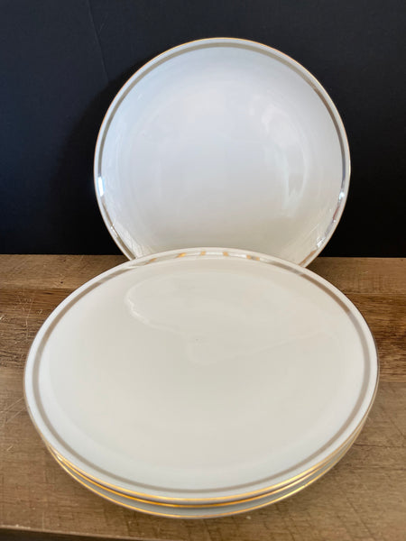 € Set/6 9” Salad Dessert Luncheon Plates White Gold Metallic Rim by St Regis #102 Japan