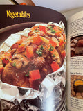 a* Vintage 1982 "BARBEQUE" From The Reynolds Wrap Kitchens Cookbook 400 Photos Softcover