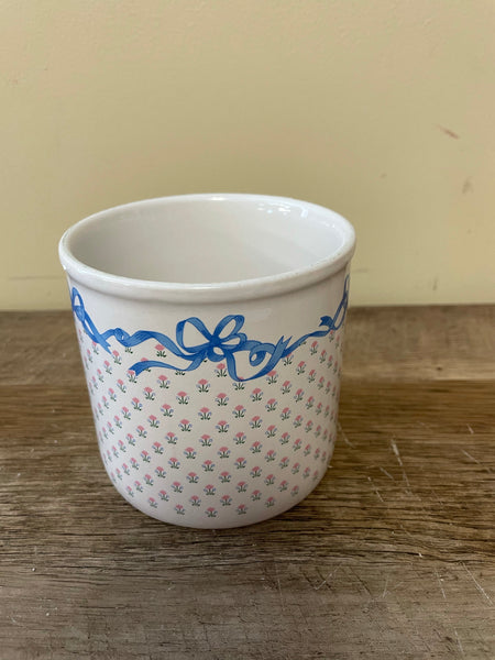 *INARCO Pink & Blue Ribbon and Flowers Ceramic Round PLANTER